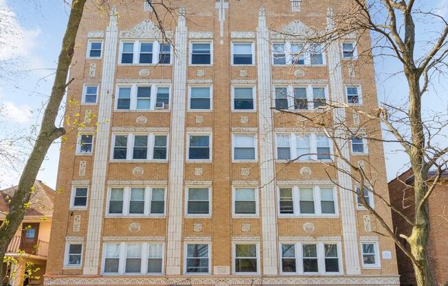 Studio, 1 bath, 313 sqft, $1,350, Unit 310