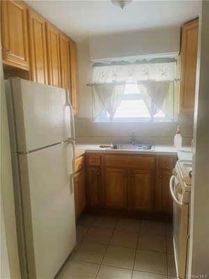 2 beds, 1 bath, 1,000 sqft, $2,500