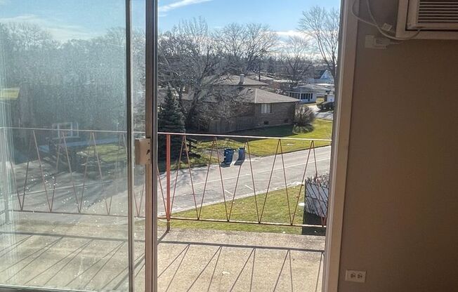 2 beds, 1 bath, 865 sqft, $1,480, Unit Building 7-3A