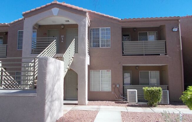 Comfort and Convenience in a Picturesque Gated Community