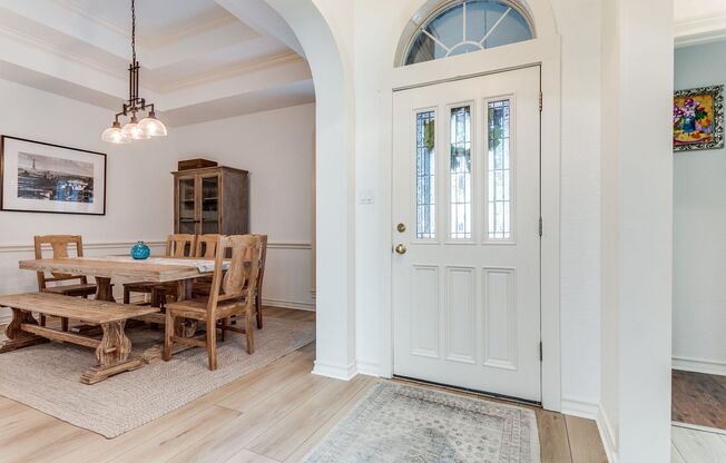 RENOVATED SINGLE-STORY HOME IN OAKWELL FARMS