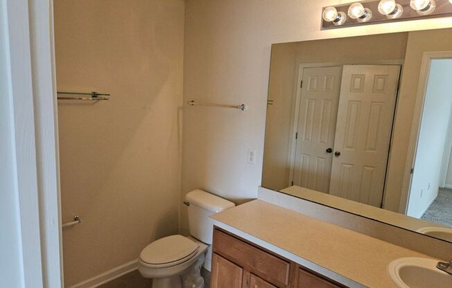 2 beds, 2.5 baths, $1,575, Unit UNIT 5302