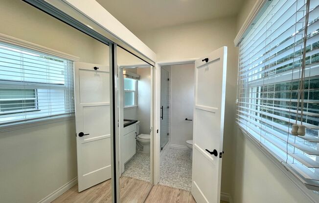 Studio, 1 bath, 261 sqft, $1,995, Unit 10370