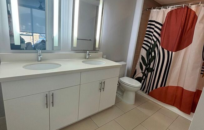 2 beds, 2 baths, $4,300, Unit # 2111