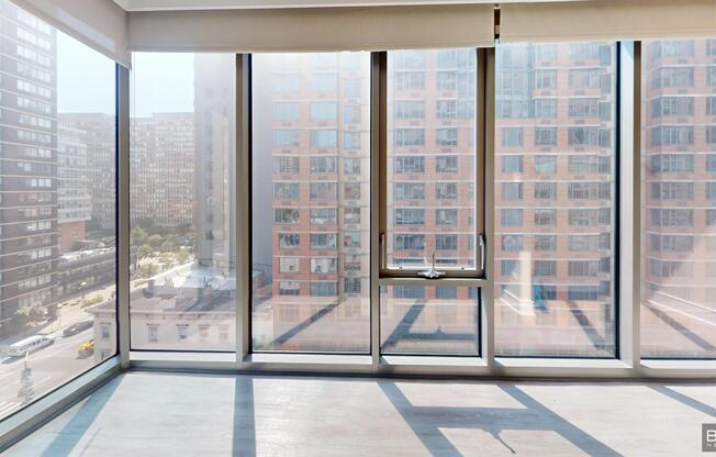 2 beds, 1 bath, $5,795, Unit 901