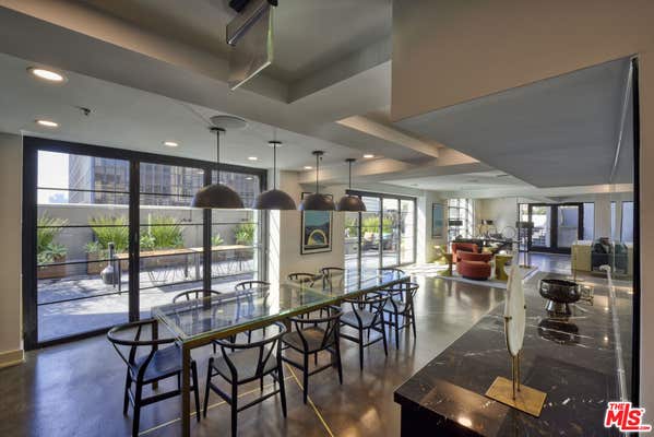 727 W 7th St Apt 1011