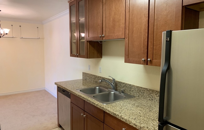 2 beds, 2 baths, $2,795