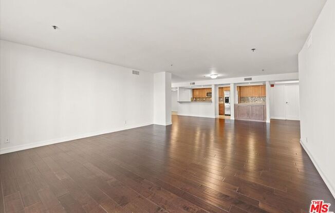 2 beds, 2.5 baths, 1,888 sqft, $7,500, Unit 705