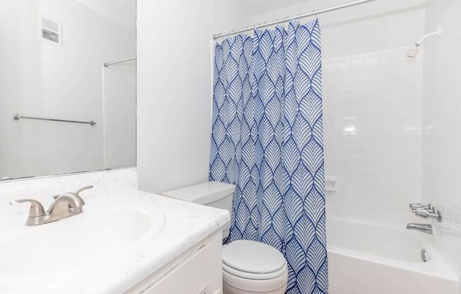 2 beds, 2 baths, 975 sqft, $1,299