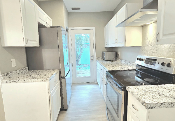 1801 31 AVE N