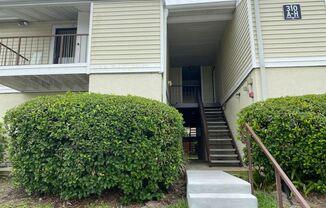 Altamonte Springs 2 Bedroom 2 Bath 2nd Floor Condo!