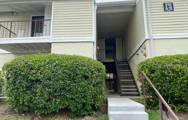 Altamonte Springs 2 Bedroom 2 Bath 2nd Floor Condo!