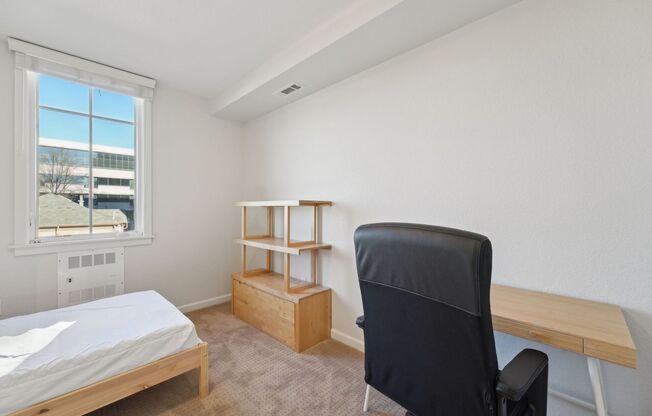 2 beds, 2 baths, 796 sqft, $4,195, Unit 412