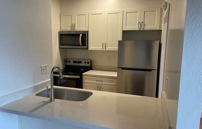 1 bed, 1 bath, 550 sqft, $2,380, Unit 403