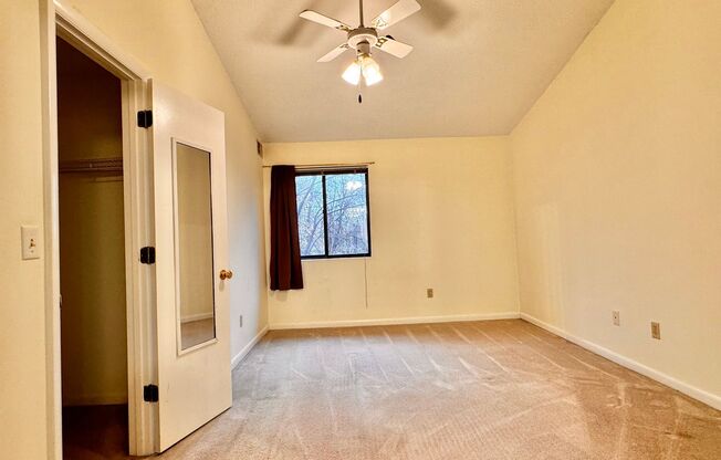 2 beds, 2 baths, $1,775, Unit Apt. 11