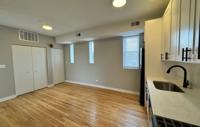Studio, 1 bath, $1,295, Unit 310