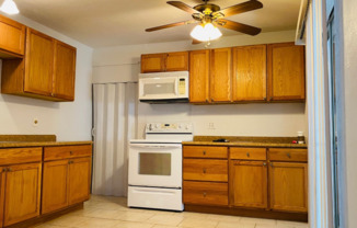 1 bed, 1 bath, $1,450, Unit 6