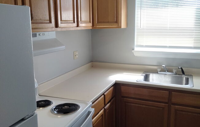 145 SISSON AVE