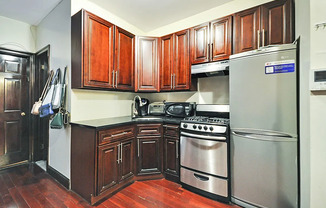 424 AMSTERDAM AVE