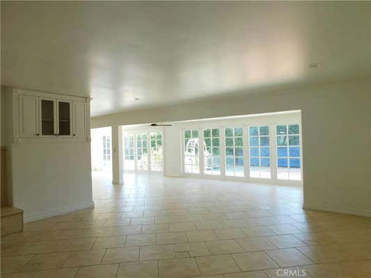 8535 PASO ROBLES AVE