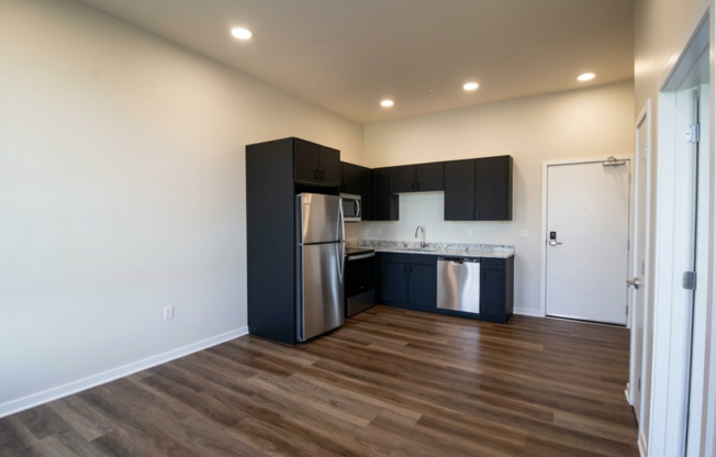 1 bed, 1 bath, 500 sqft, $1,700, Unit 311