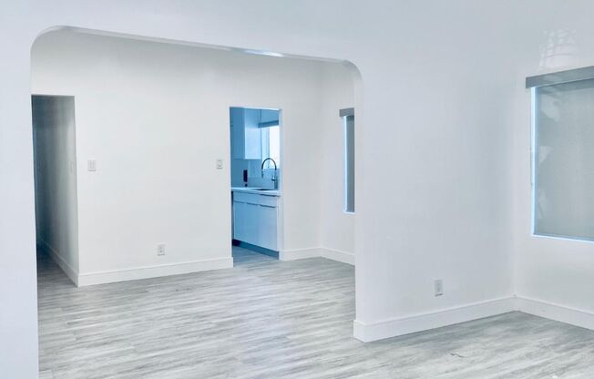 627 Brittania Street Apartments