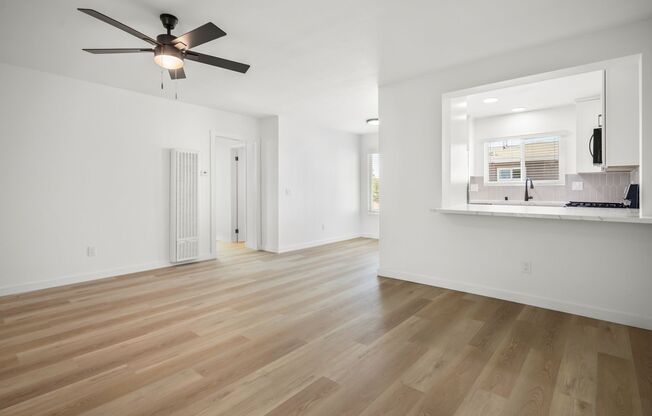 The Ranch: Newly renovated 1 bed in normal heights with in-unit washer/dryer! First Month Free!