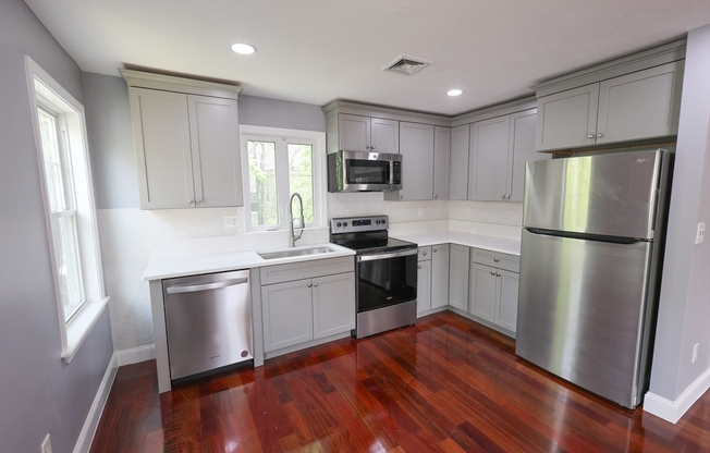 70 MT HOPE ST
