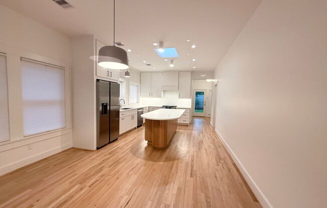 Immaculately remodeled 3/2 Craftsman bungalow across from Menil Collection