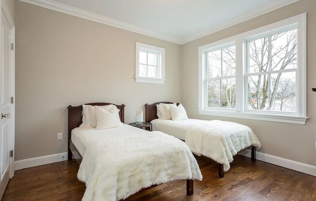 Luxury Townhouses