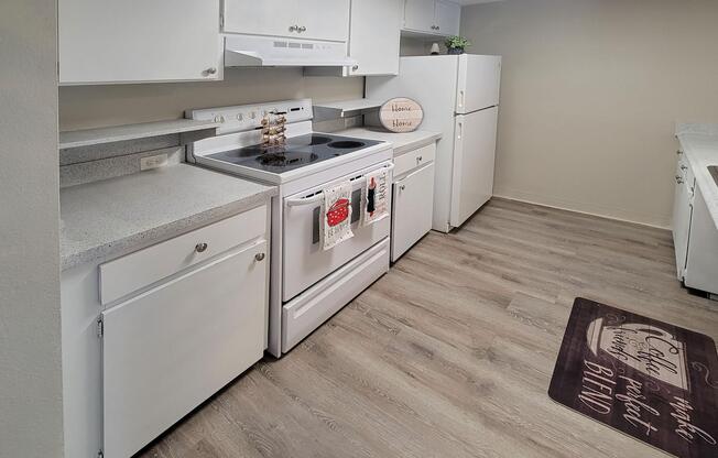 Home - Sawgrass Apartments - Pinellas Park, FL