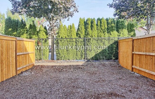 3 beds, 2.5 baths, $2,195