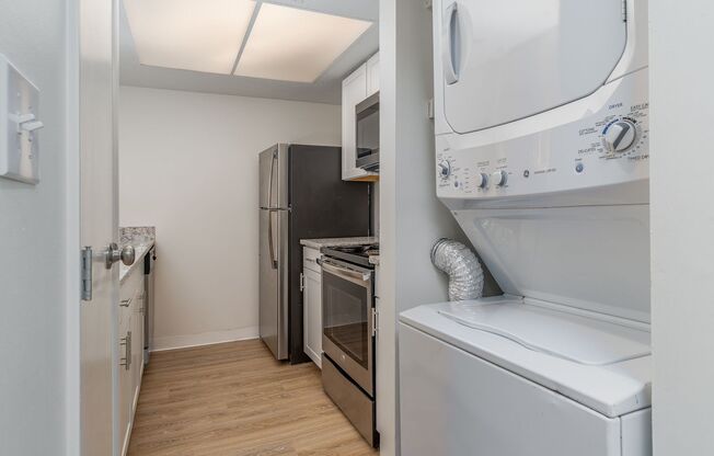 1 bed, 1 bath, 728 sqft, $1,195, Unit A03