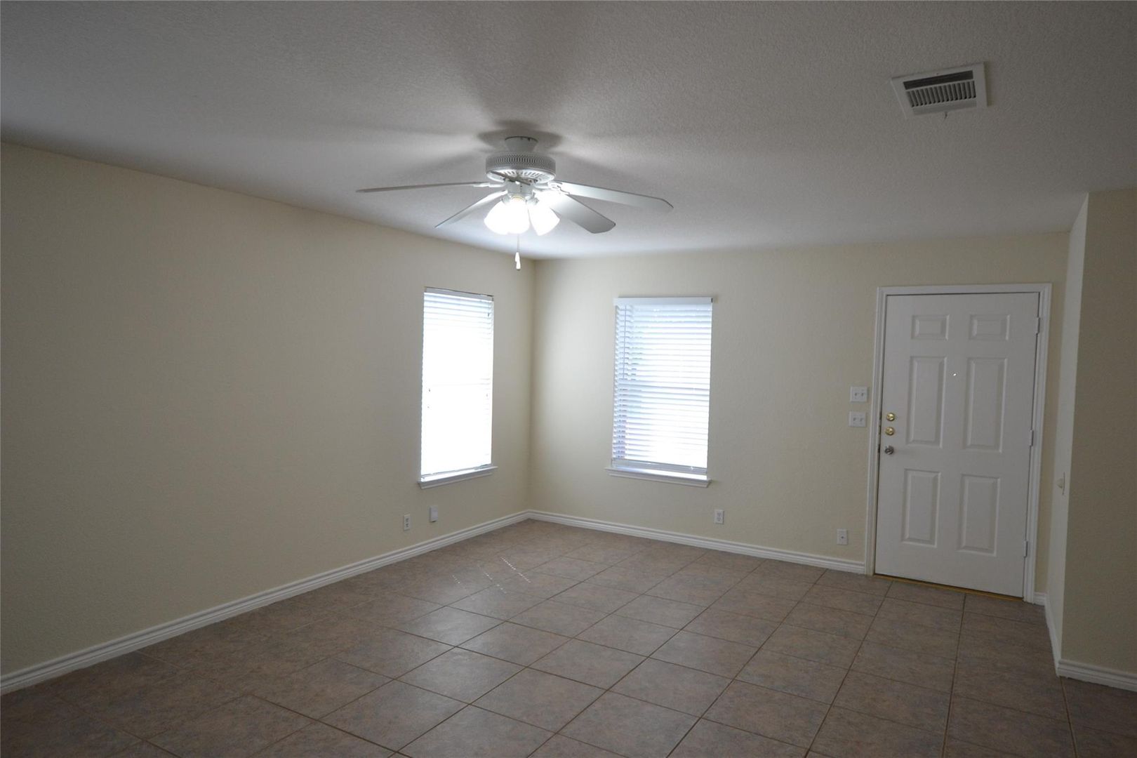 3 Bedroom 2 Bath in Horizon Park