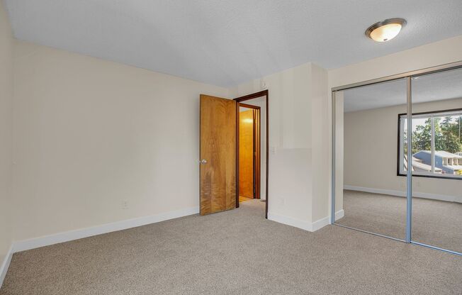 2 beds, 1.5 baths, 1,050 sqft, $2,049, Unit 214-786D