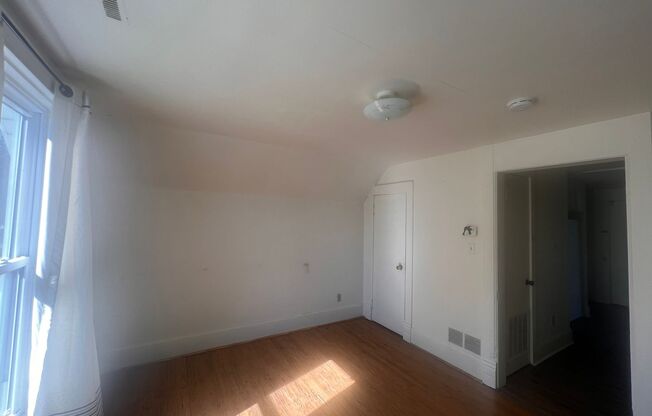 1 bed, 1 bath, $575, Unit Unit 1