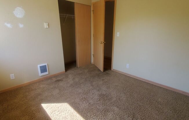 Pre-Leasing - 3bd/2bath (Cordata Area)