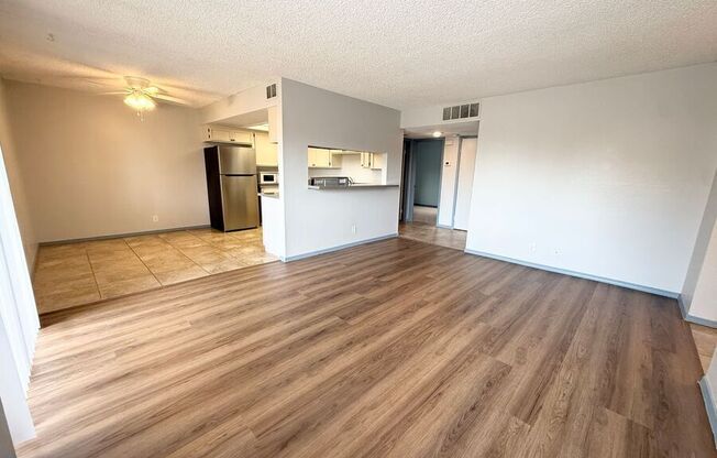 3720 SNORKEL CIR