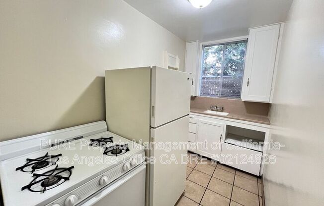 2219 PACIFIC COAST HWY