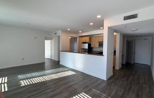 2 beds, 2 baths, 1,259 sqft, $3,485, Unit 307