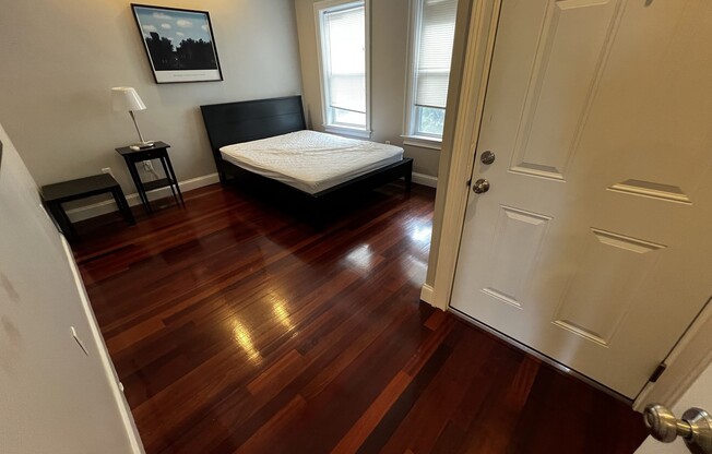 2 beds, 1.5 baths, 960 sqft, $3,600, Unit 3