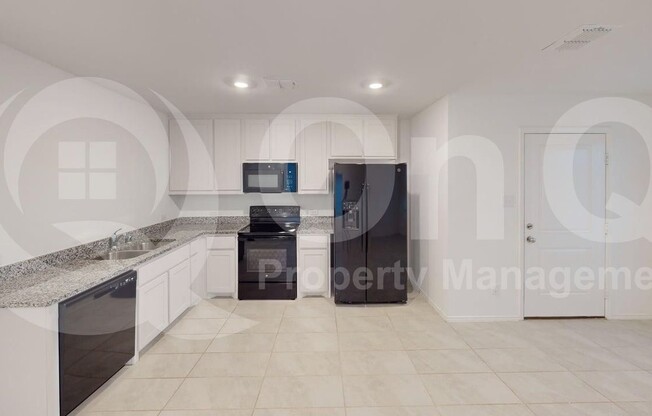 204 THRESHER LN