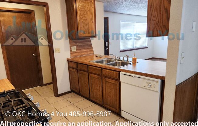 NW OKC 2 Bed Duplex!