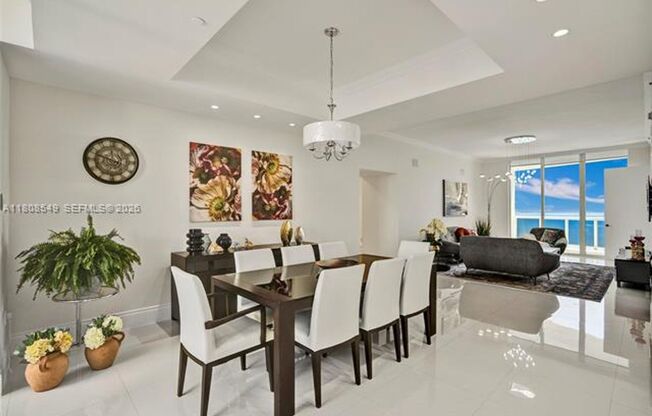 3 beds, 3.5 baths, $12,050, Unit # 1604