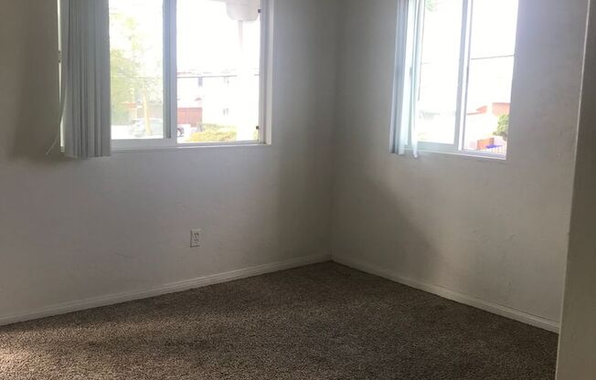 Studio, 1 bath, $1,595, Unit 3239-4