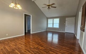 3 beds, 2 baths, $1,150