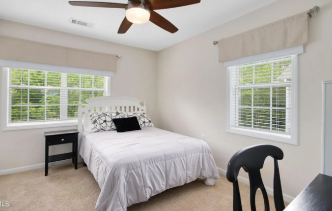 3000 Centennial Woods Dr