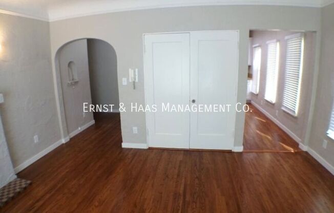 25 Argonne Ave.
