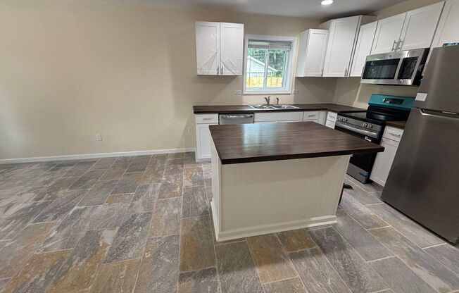 307 W General Stewart Way