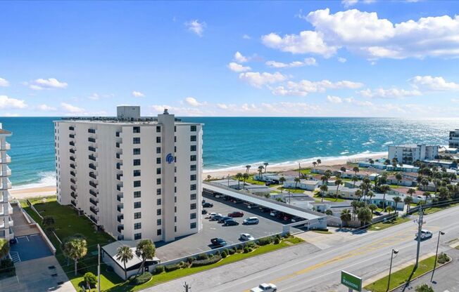 Beautiful 2bed 2bath Condo with stunning Ocean and River views from the 8th floor! $2950.00 per month.